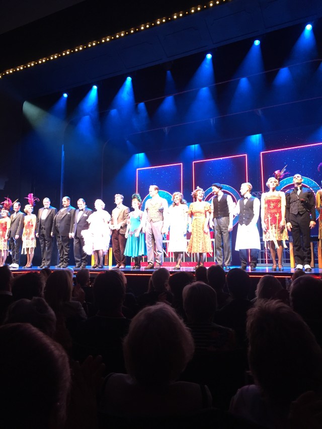 Stora varma applåder för den duktiga ensemblen 