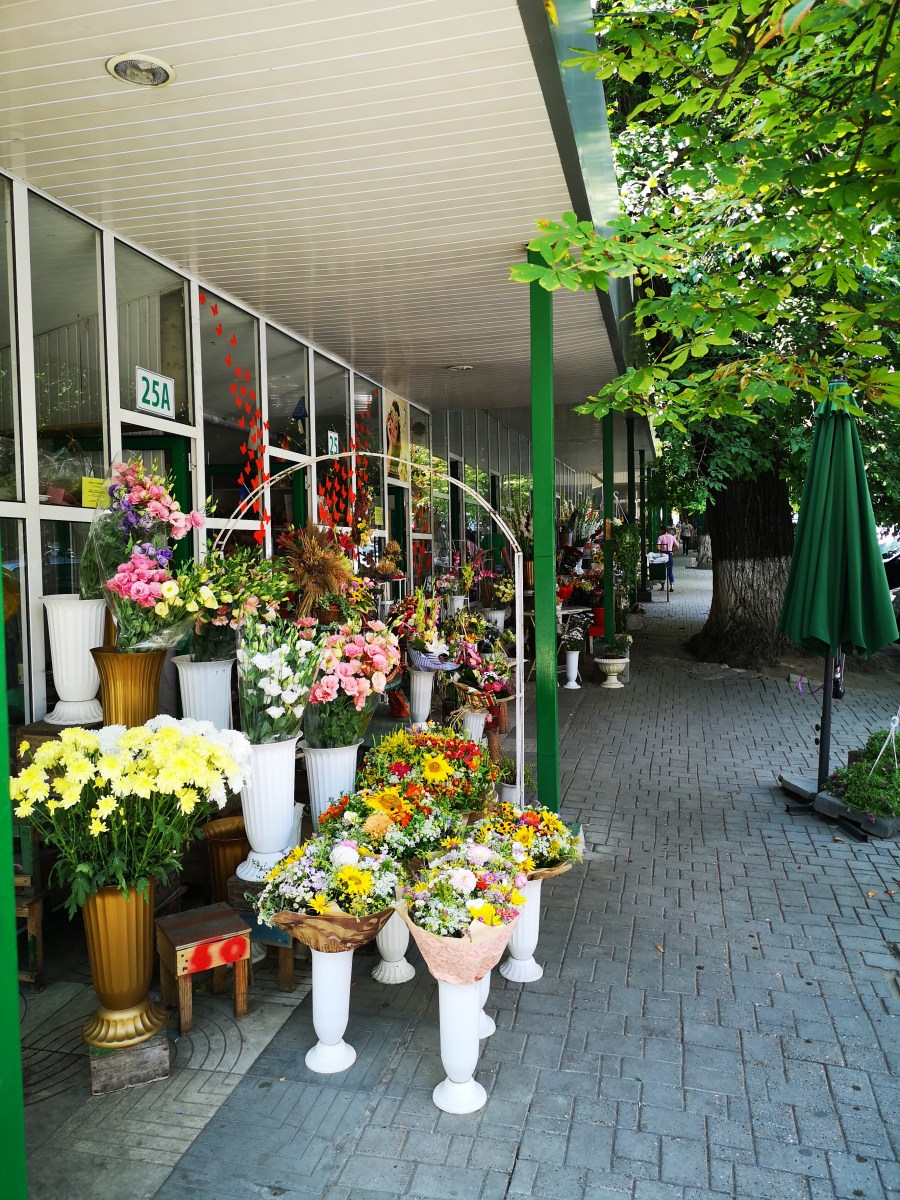 Försäljning av blommor i Chisinau