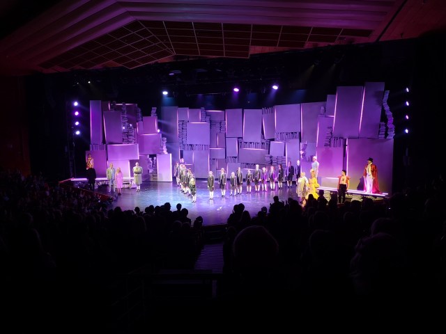 Plats på scen för skådespelarna